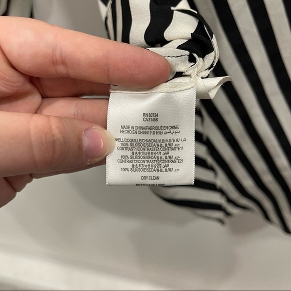 BCBGMaxAzria Asymmetric Stripe Open Back Silk Top Blouse Small - Picture 8 of 8